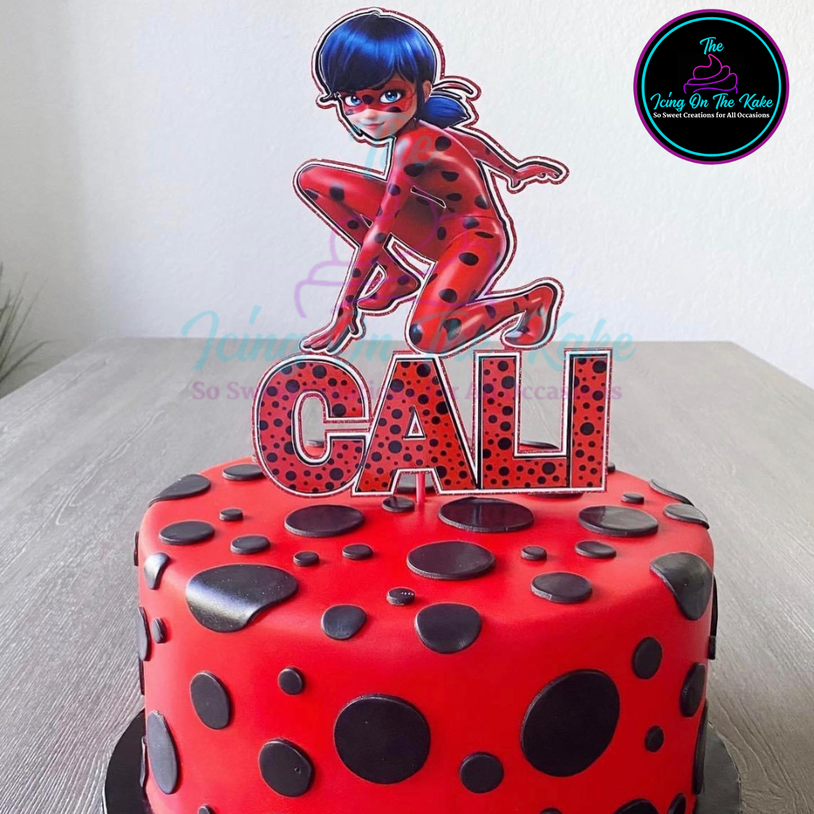 Ladybug First Birthday Cake — emoticakes